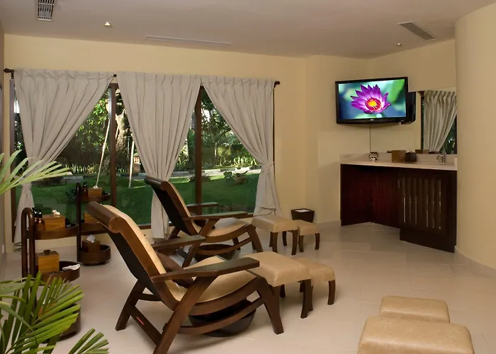 The Ayodya Palace Resort 5*